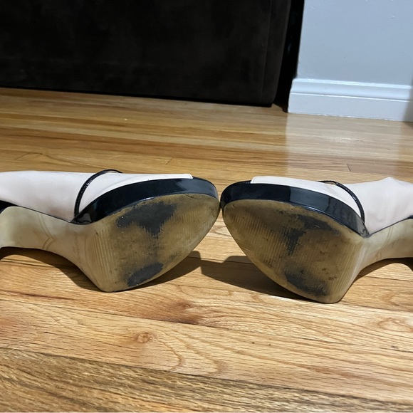 Enzo Angiolini Easavoye peep toe pump cream and black Size 9 - Picture 4 of 8